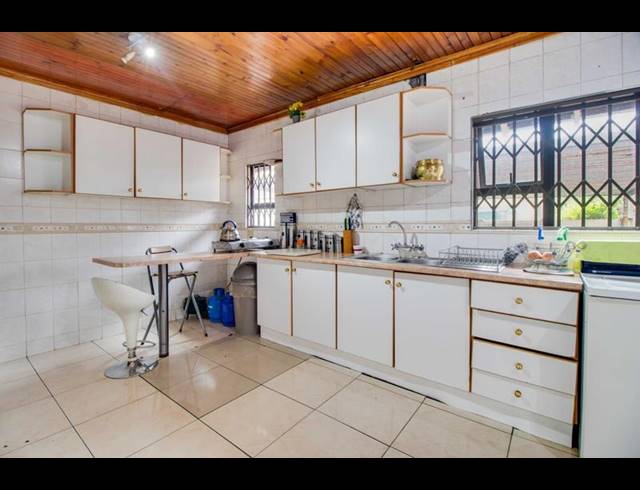 4 BEDROOM HOUSE FOR SALE IN RIVERLEA